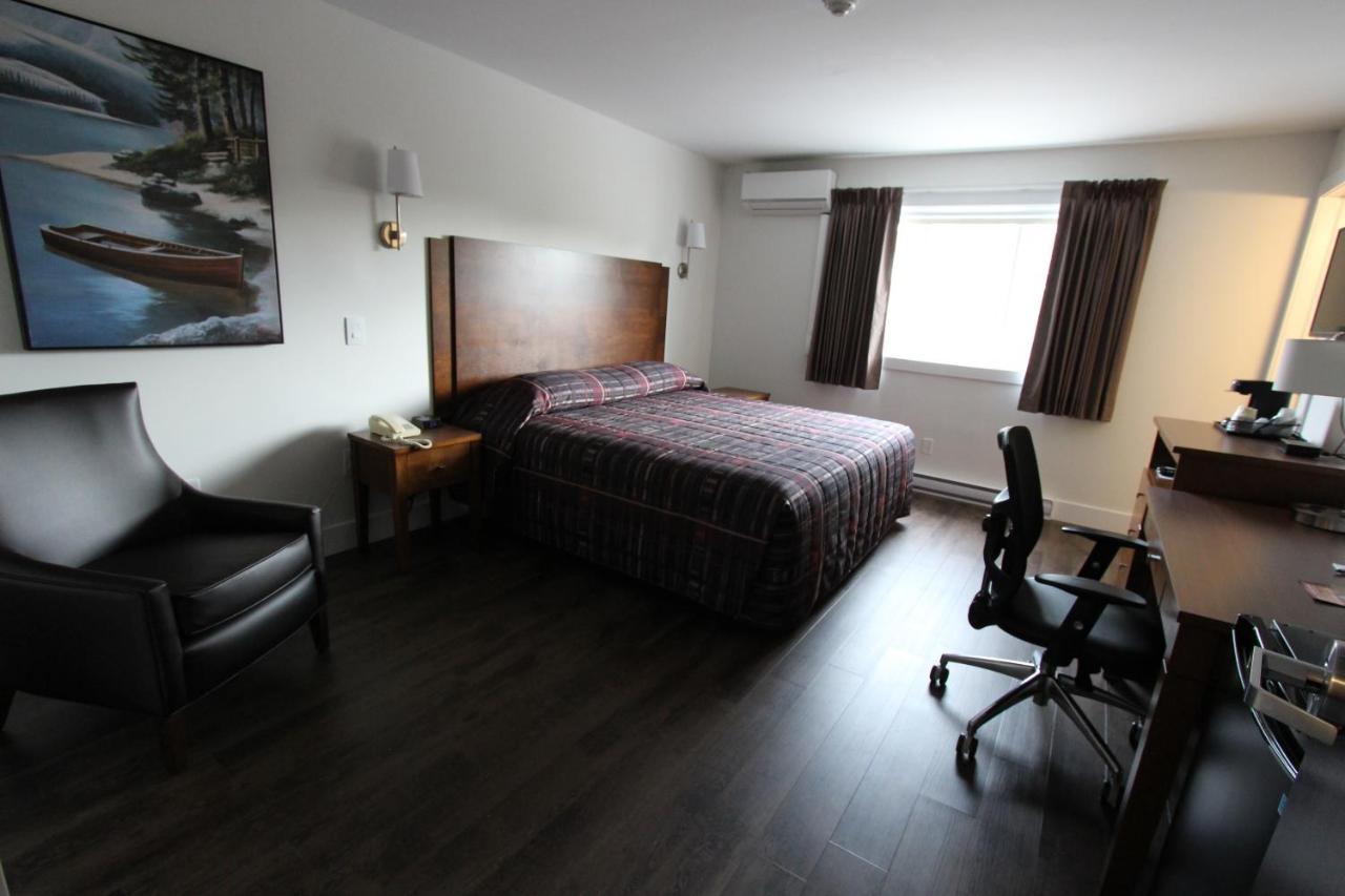 Motel Stardust - Bedford