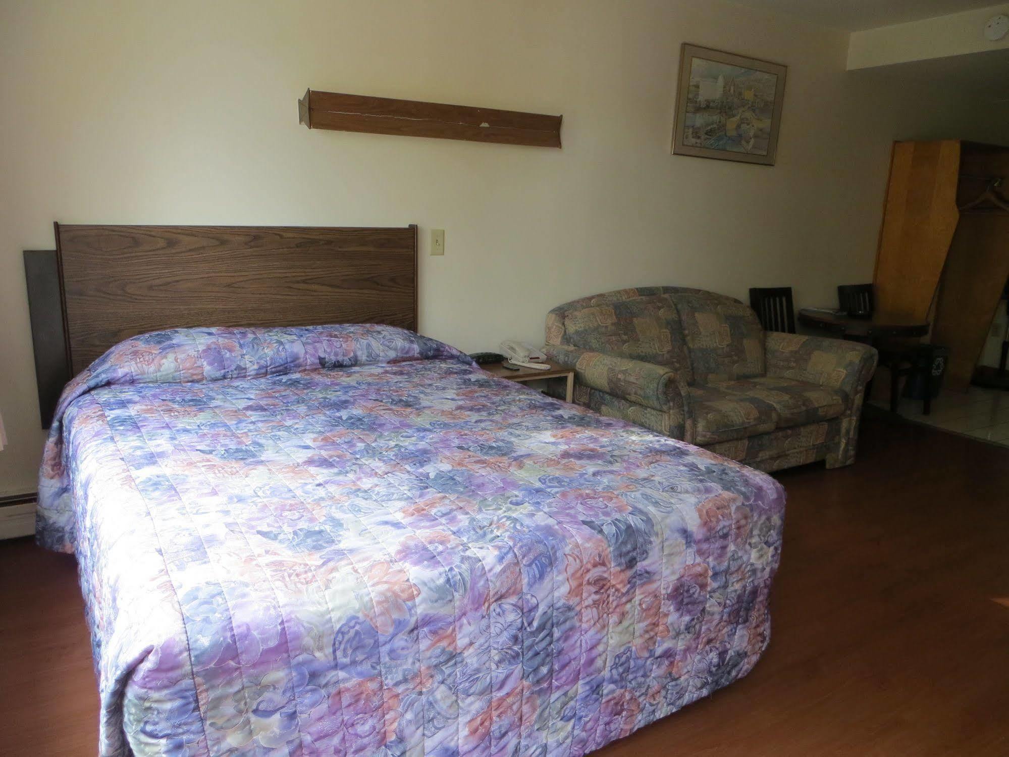 Stardust - 2* Bedford