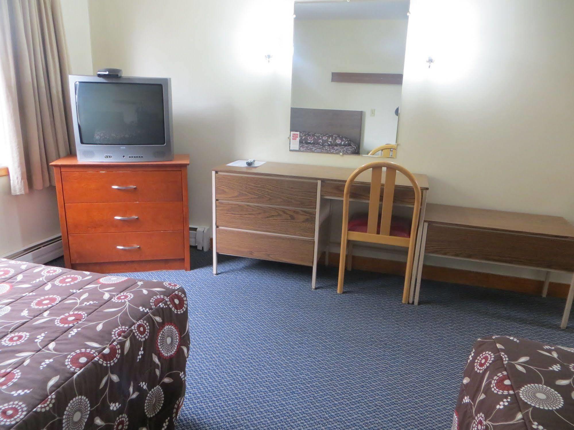 Motel Stardust - Bedford